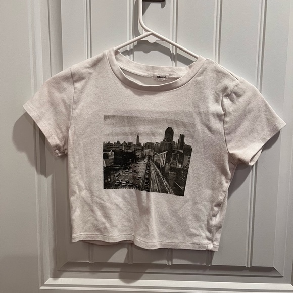 Brandy Melville Tops - garage new york graphic baby tee